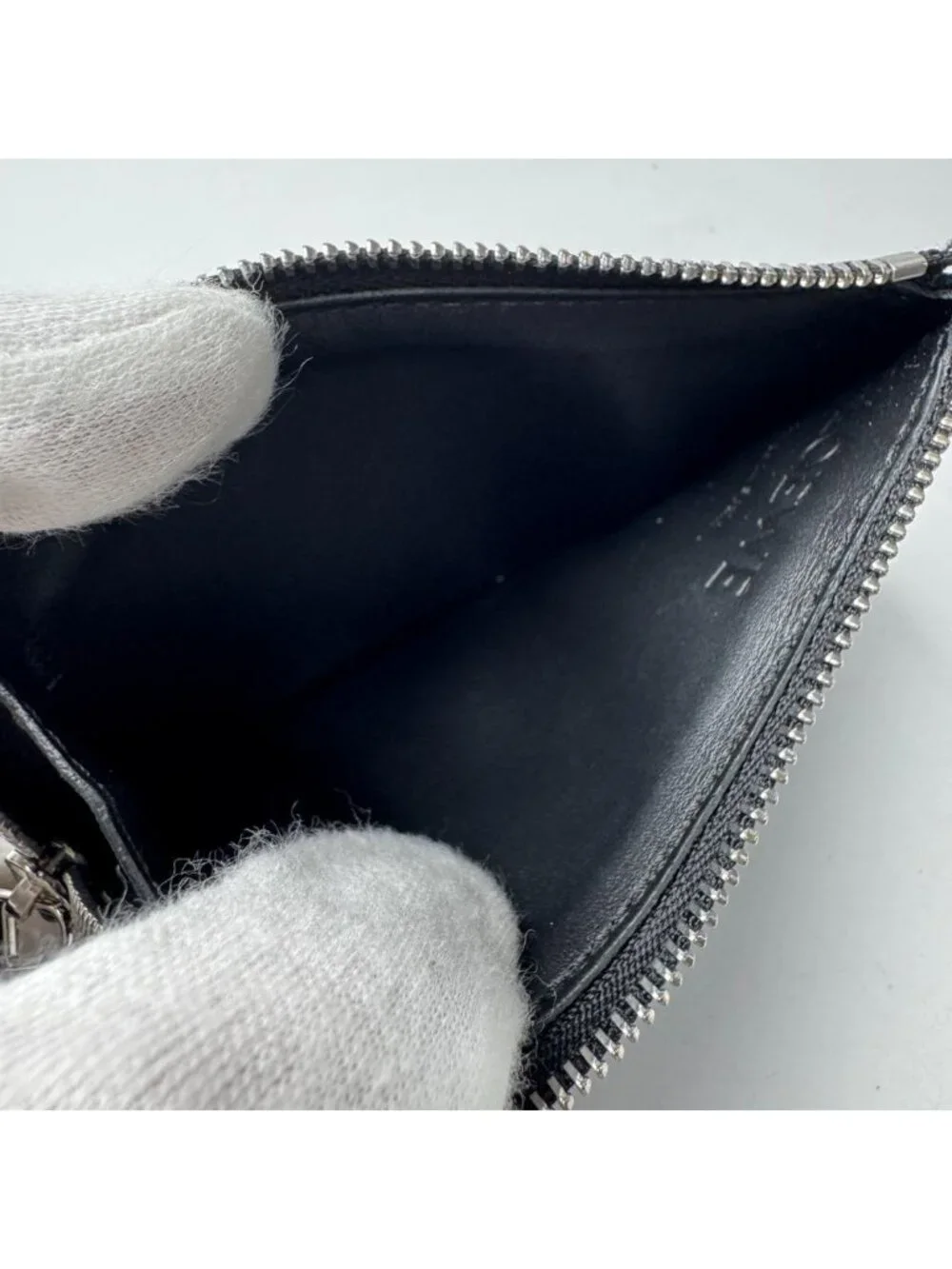 Loewe Anagram L-shaped Zipper Coin Purse Card Case Black